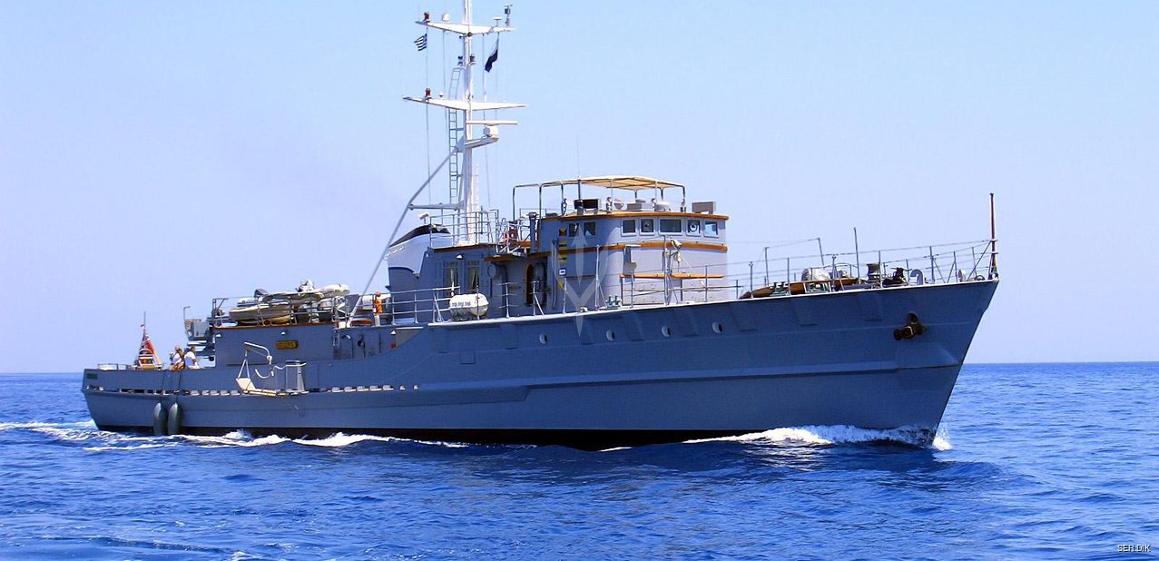 Tubingen Charter Yacht