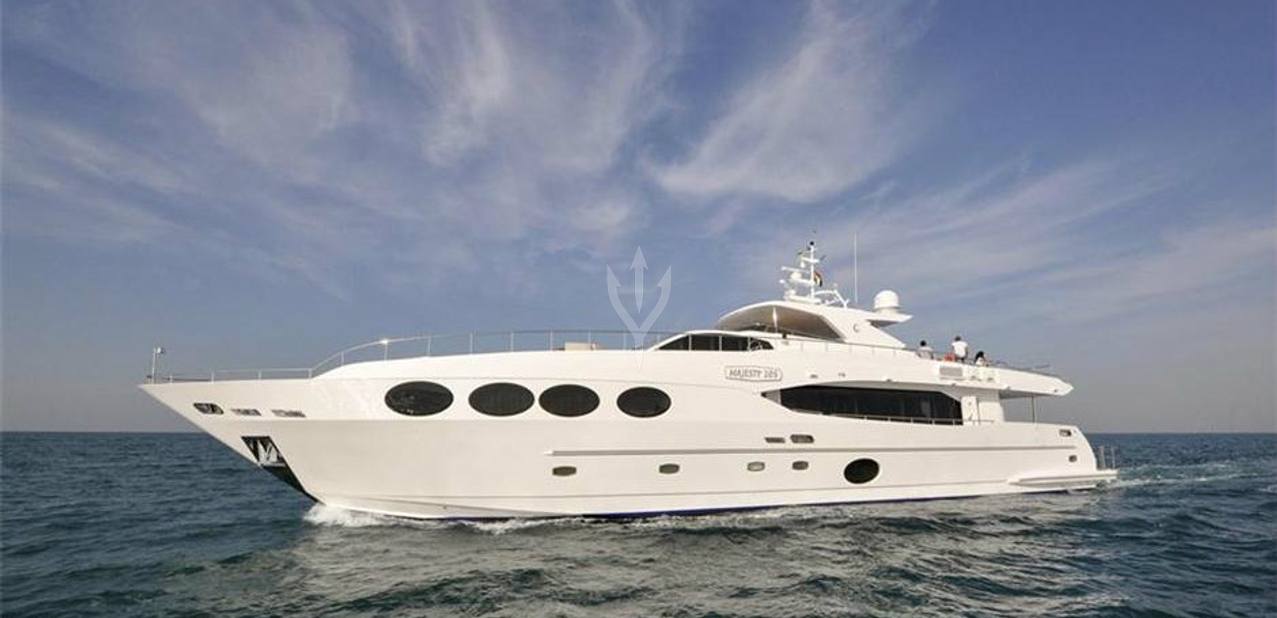 Diam Charter Yacht