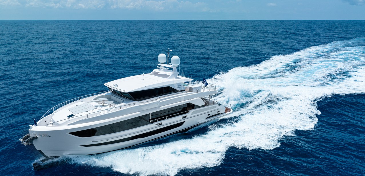 FD90/28 Charter Yacht