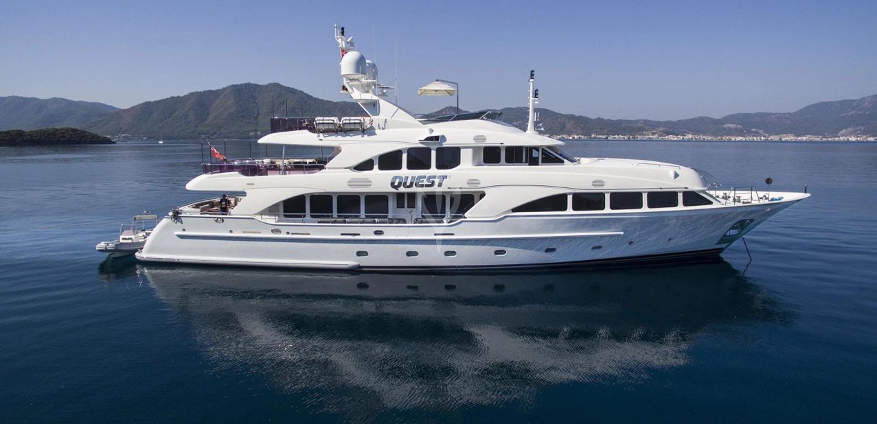 Quest R Charter Yacht