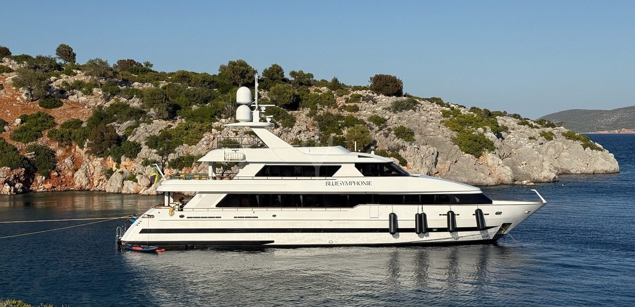 Blue Symphonie Charter Yacht