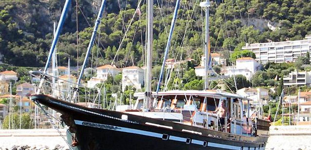 Bojaros Charter Yacht