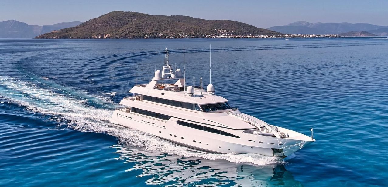 Artemisea Charter Yacht