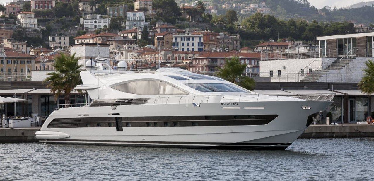 Cerri 102/05 Charter Yacht