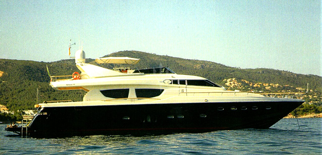 Nida Charter Yacht
