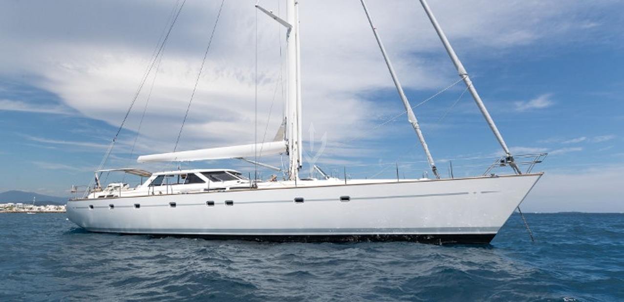 Adesa Charter Yacht