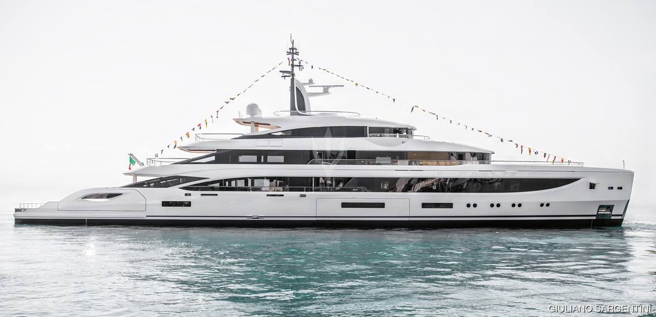 Lady Estey Charter Yacht