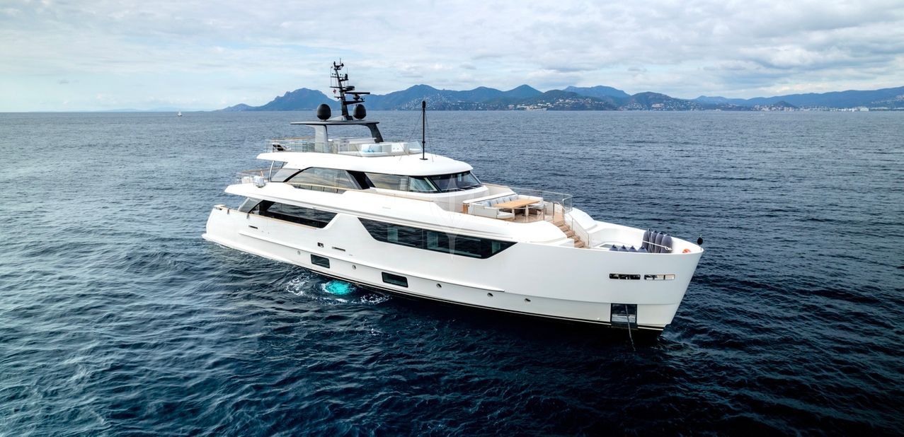 Rise Above Charter Yacht