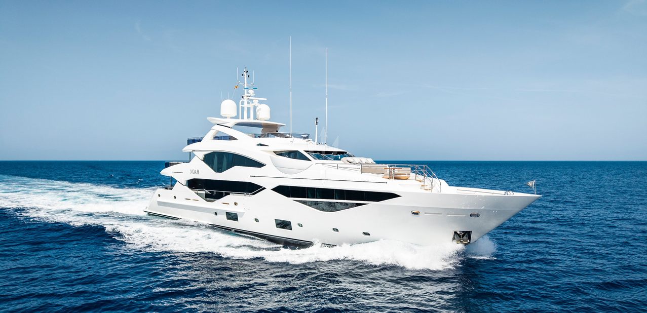 Noah Charter Yacht
