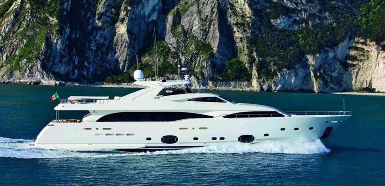 Miss Ado Charter Yacht