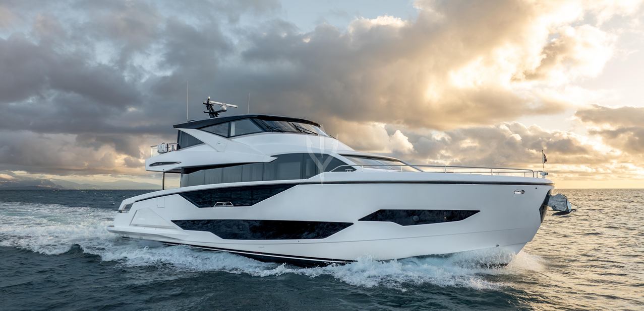 Aurelius Charter Yacht