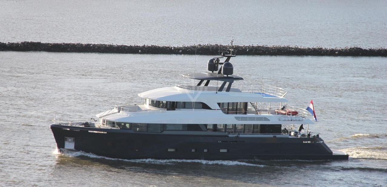 Cocoon Charter Yacht