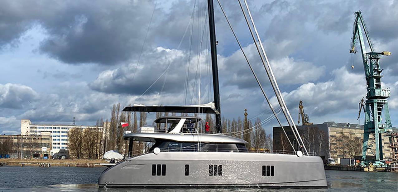 Happiness In Sky Charter Yacht