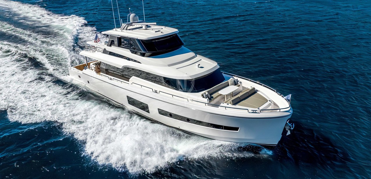 Horizon V77s / 13 Charter Yacht