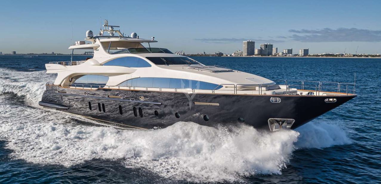 Vivere Charter Yacht
