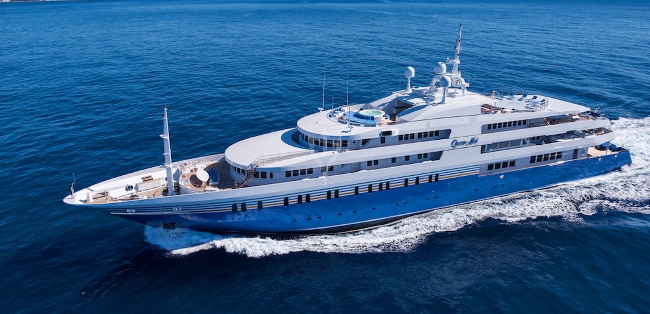Queen Miri Charter Yacht