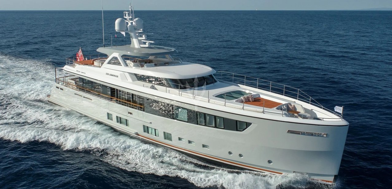 Solemates V Charter Yacht