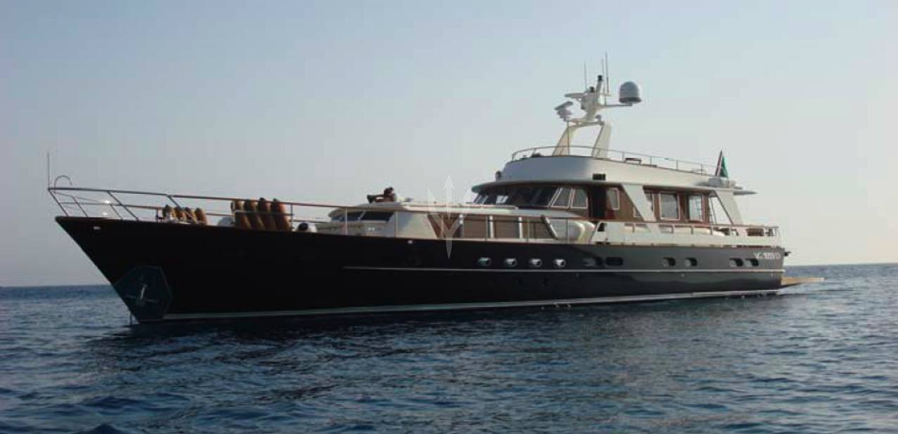 Caravelle Charter Yacht
