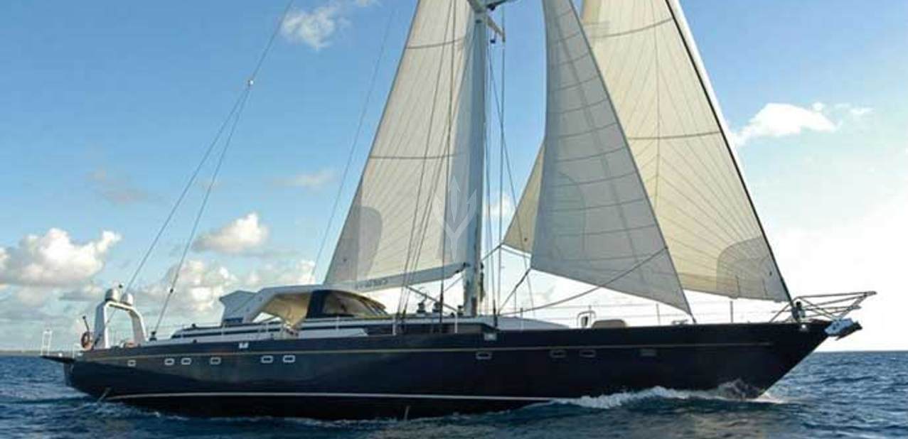 C'est La Vie Charter Yacht