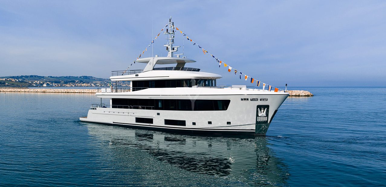 Tartaruga Charter Yacht