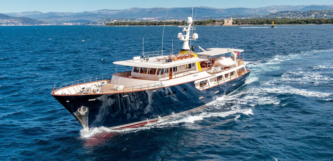 Arionas Charter Yacht