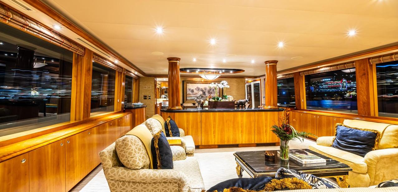 Luxury Charter Yacht Serengeti
