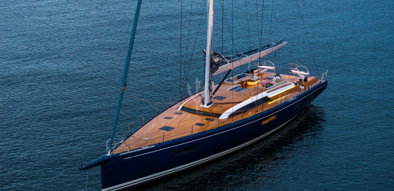 Elvi Charter Yacht