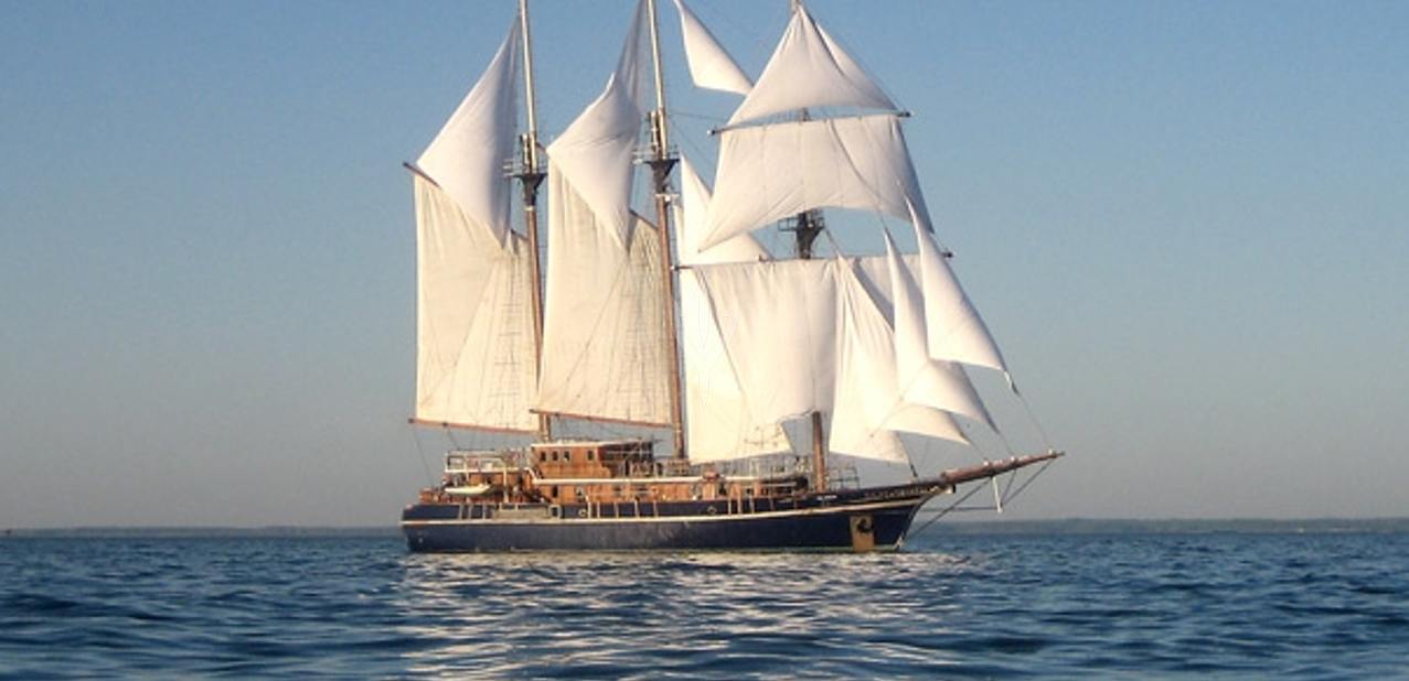 Peacemaker Charter Yacht
