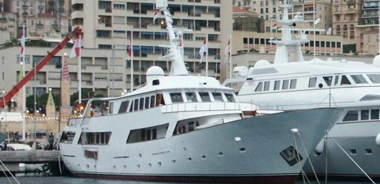 Montecristo Charter Yacht