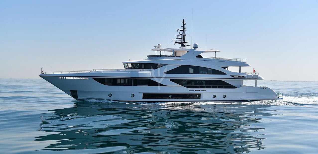 C'Est La Vie Charter Yacht