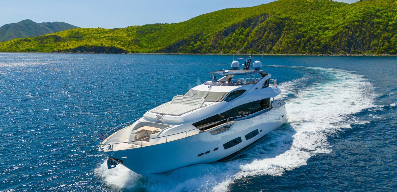 Roamer Charter Yacht