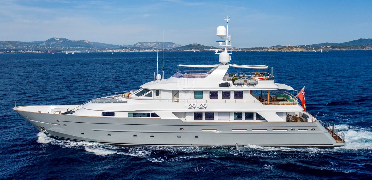 Volare Charter Yacht