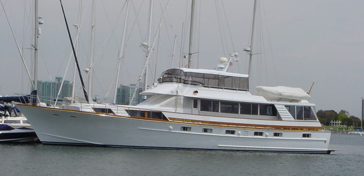 Elegante Charter Yacht