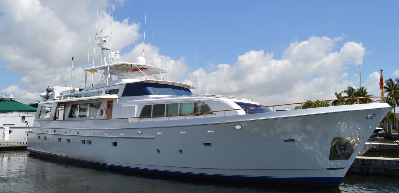 Mobjack Charter Yacht