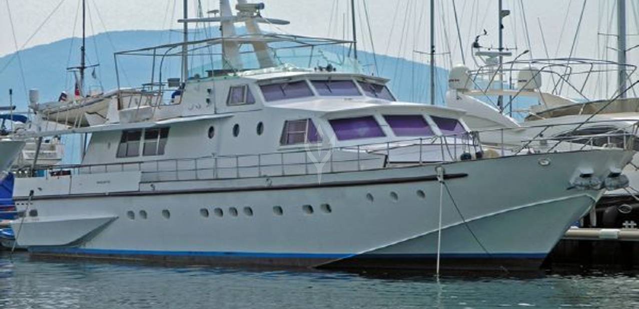 Irvik Charter Yacht
