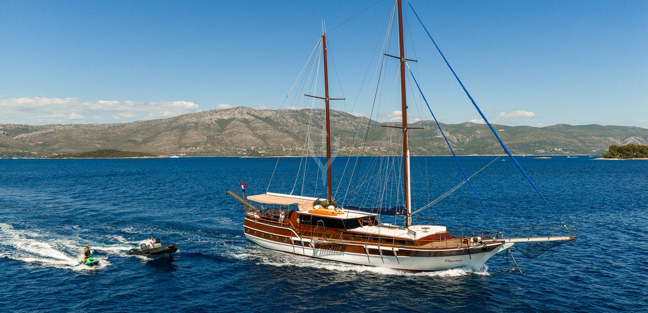 Eleganza Charter Yacht