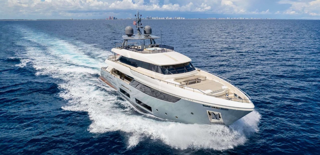 Cofina Charter Yacht