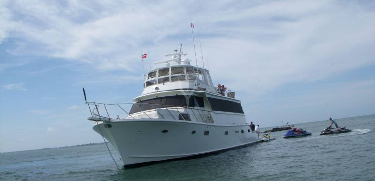 Rainbow's End Charter Yacht