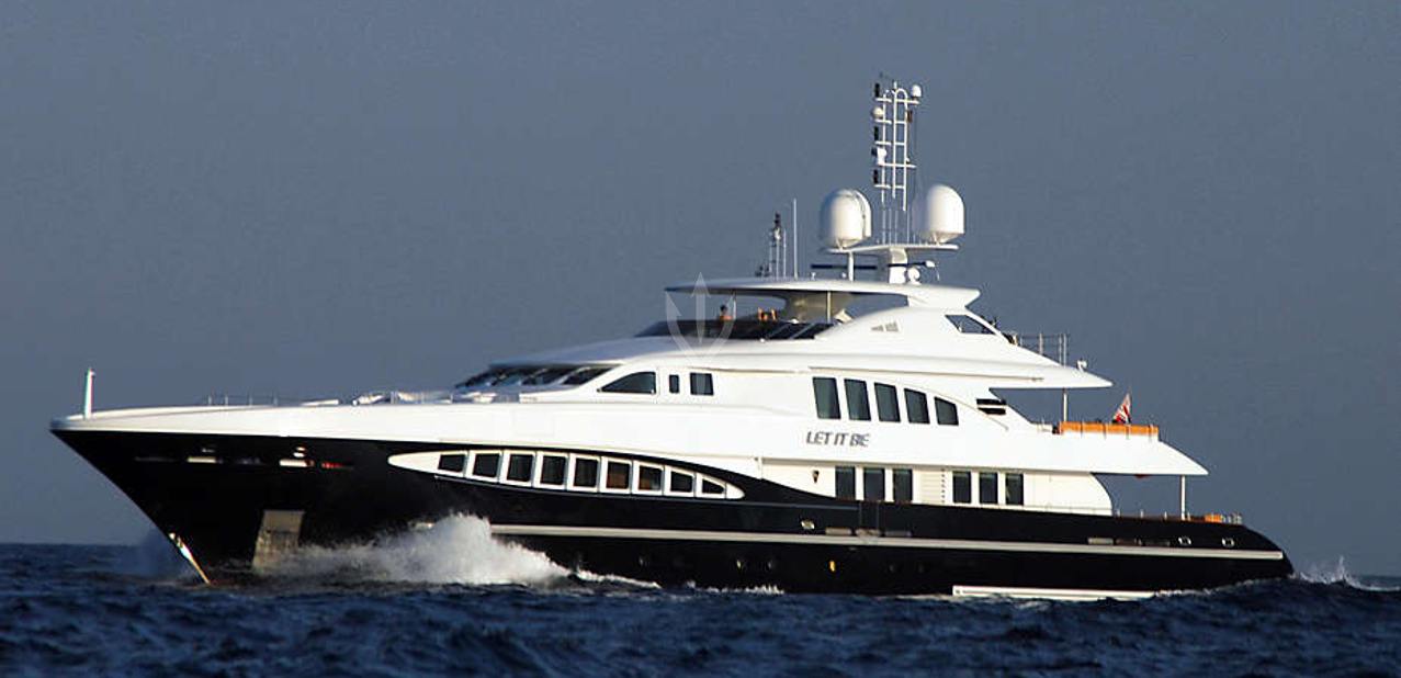 Space Y Charter Yacht