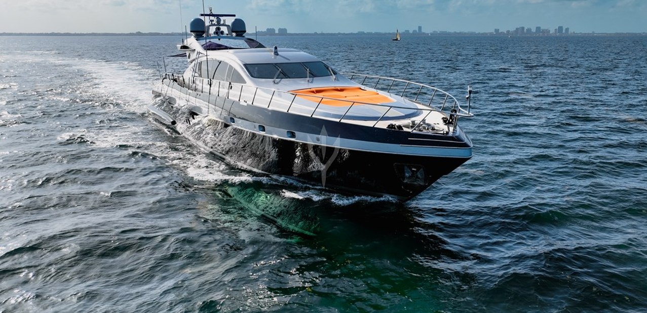 Scratch Charter Yacht