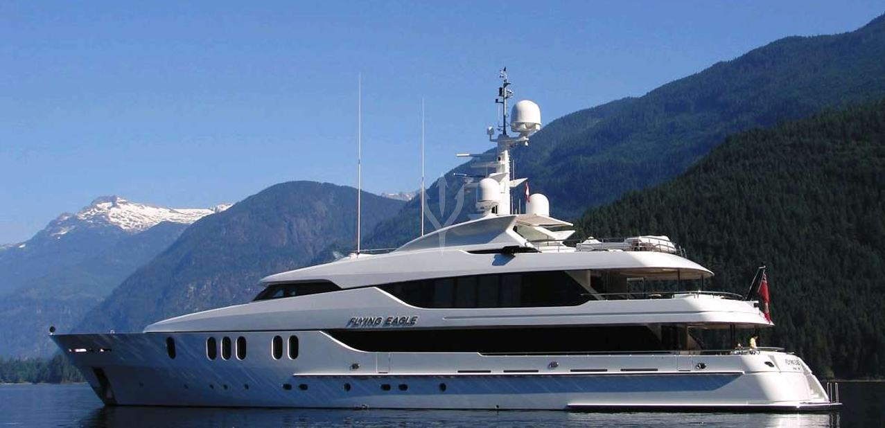 M Thirteen Charter Yacht