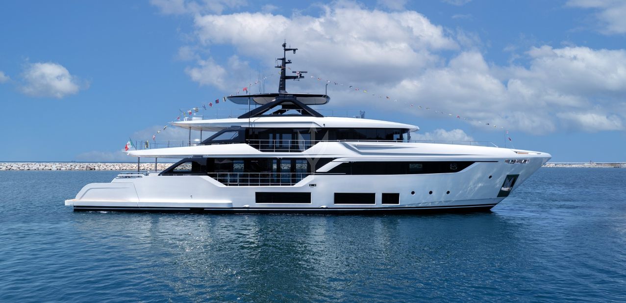 Navetta 38/04 Charter Yacht