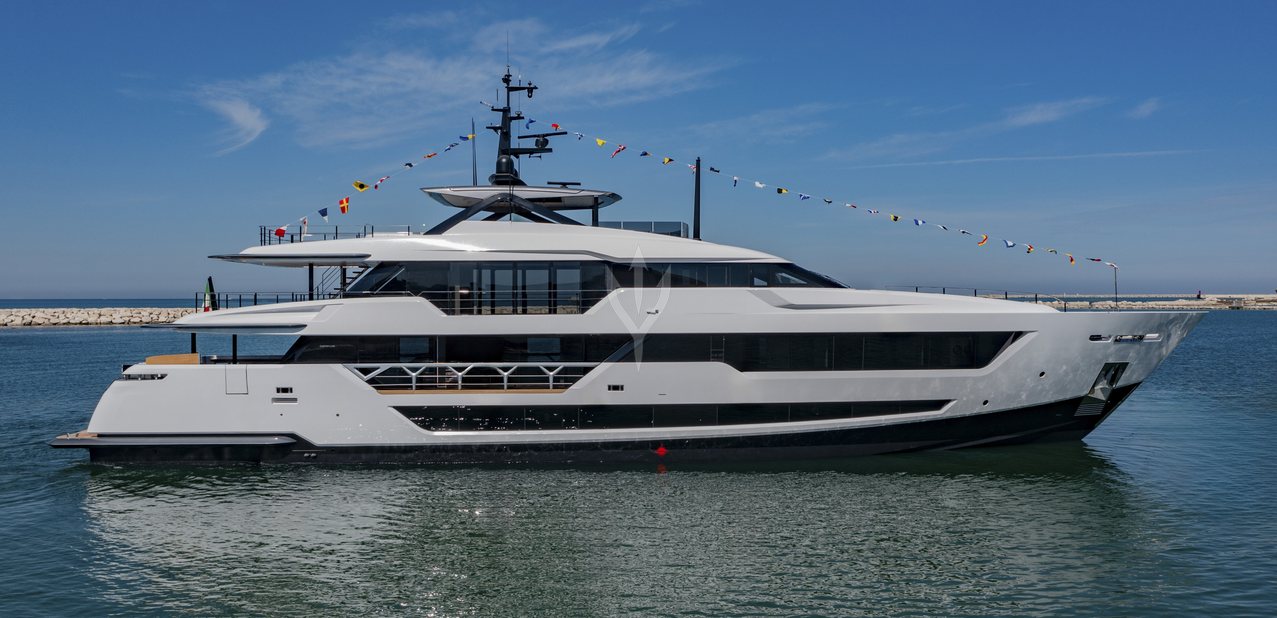 Custom Line 140/04 Charter Yacht