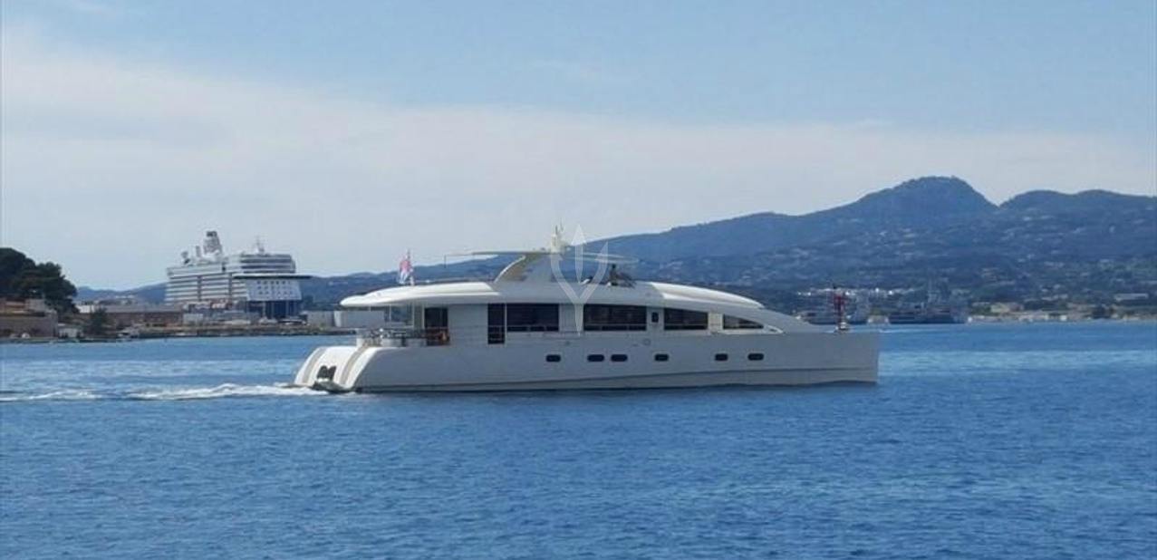 Isis Charter Yacht