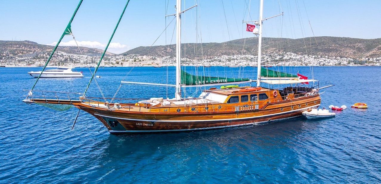 Lady Christa Charter Yacht