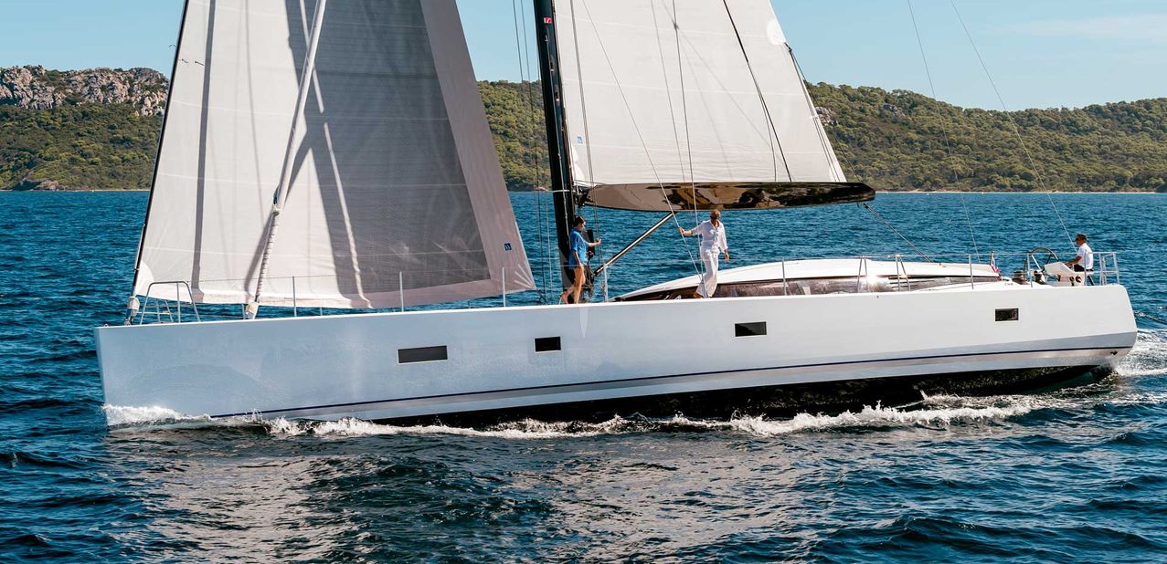 27 Charter Yacht
