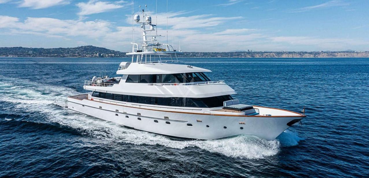 El Rey Charter Yacht