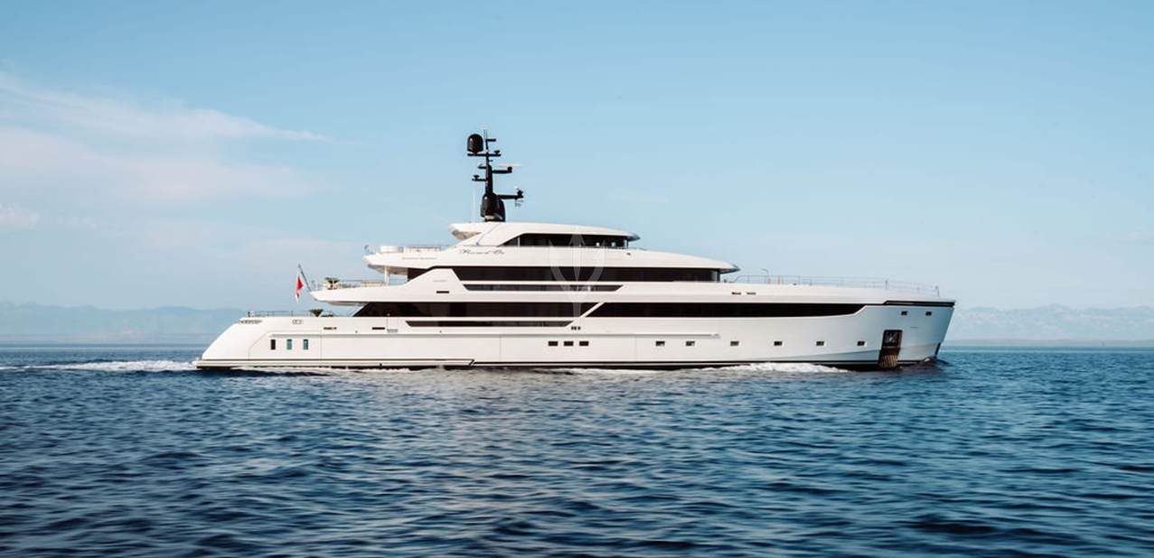 Rose d'Or Charter Yacht