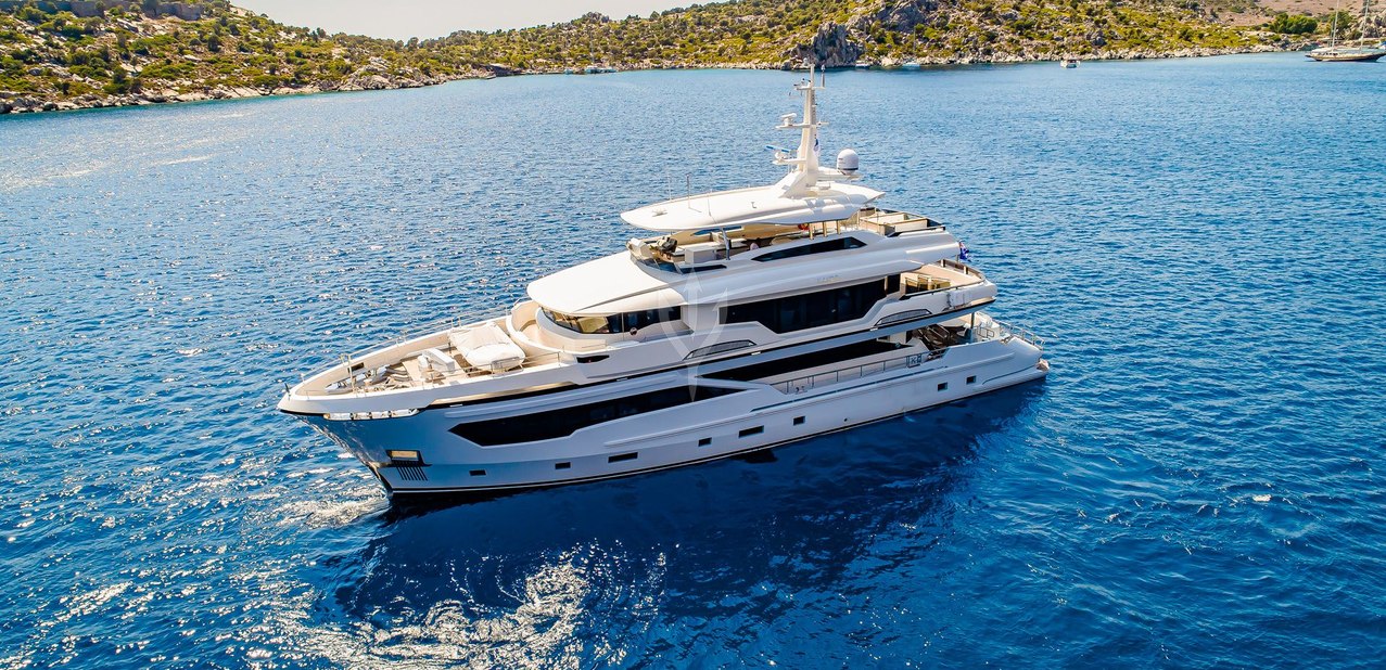 Invictus Charter Yacht