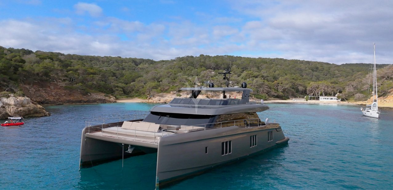 Voltaire Charter Yacht